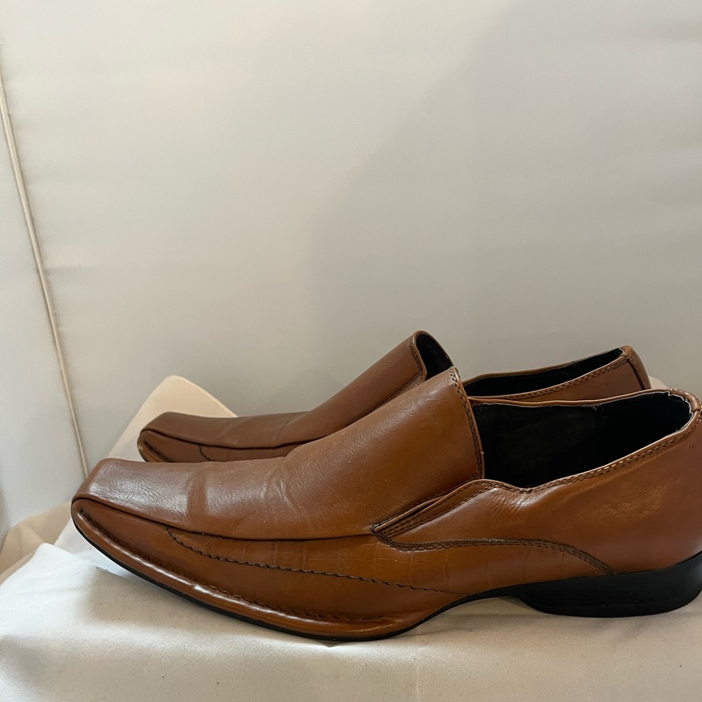 Call It Spring Capelo White Mens Dress Shoes 10 in excellent condition